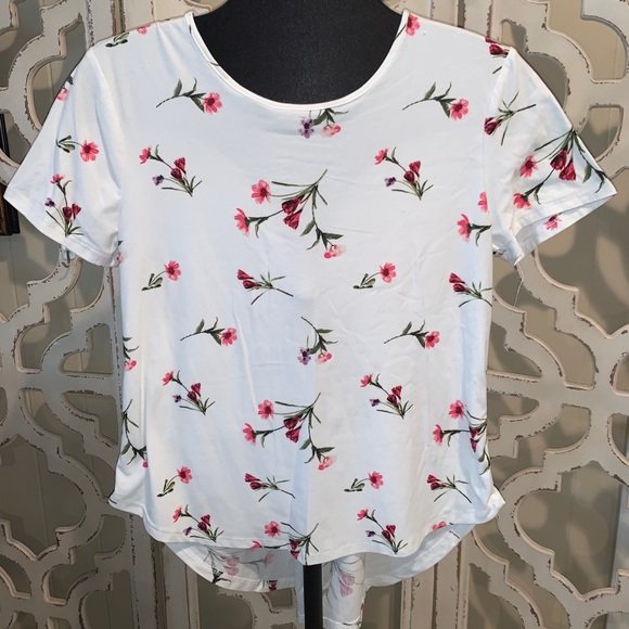 Asymmetrical Flower Blouse size M - Picture 1 of 3